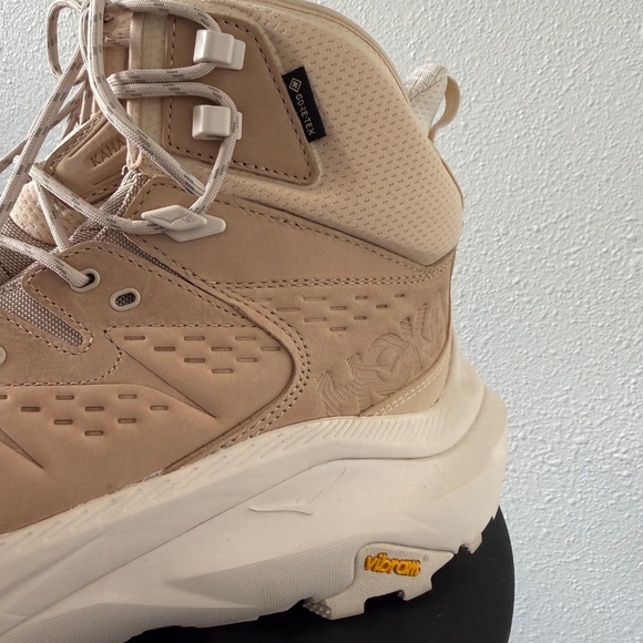 HOKA Kaha 2 GTX Hiking Boots – Beige/Sand (Limited release, rare) - Picture 5 of 6